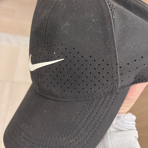 Nike Dry fit adjustable hat - Picture 7 of 8